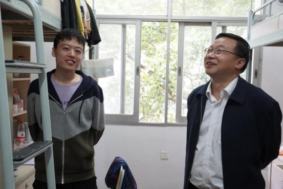 想學生之所想，他們真心真情辦實事解難題