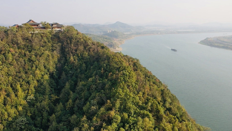 湖湘文化“心憂天下”的家國擔當、艱苦踔厲的“霸蠻”精神，流布于三湘大地的奇絕山水與人文勝跡之中。均為長沙晚報通訊員供圖